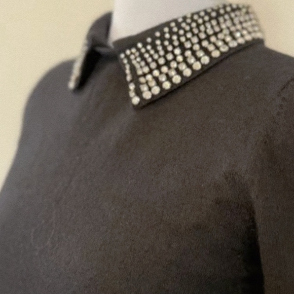 French Connection Gray 100% Wool Beaded Pearl Collar Crewneck Sweater Size Small - Picture 4 of 11